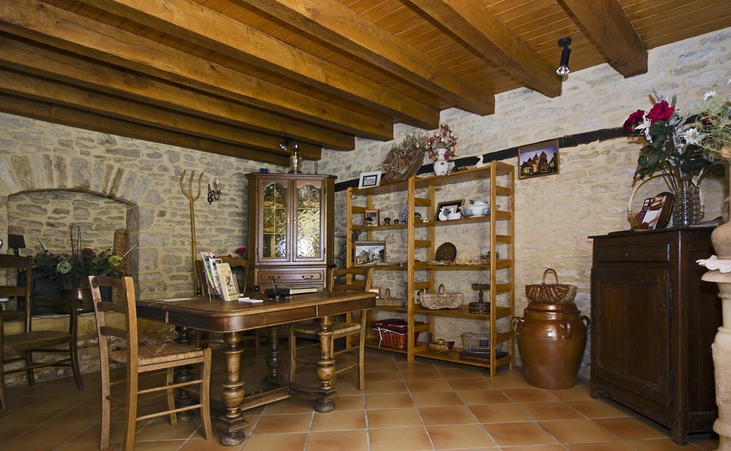 Hôtel La Table Du Chaffour à Saint-Geniès-Bellevue Extérieur photo