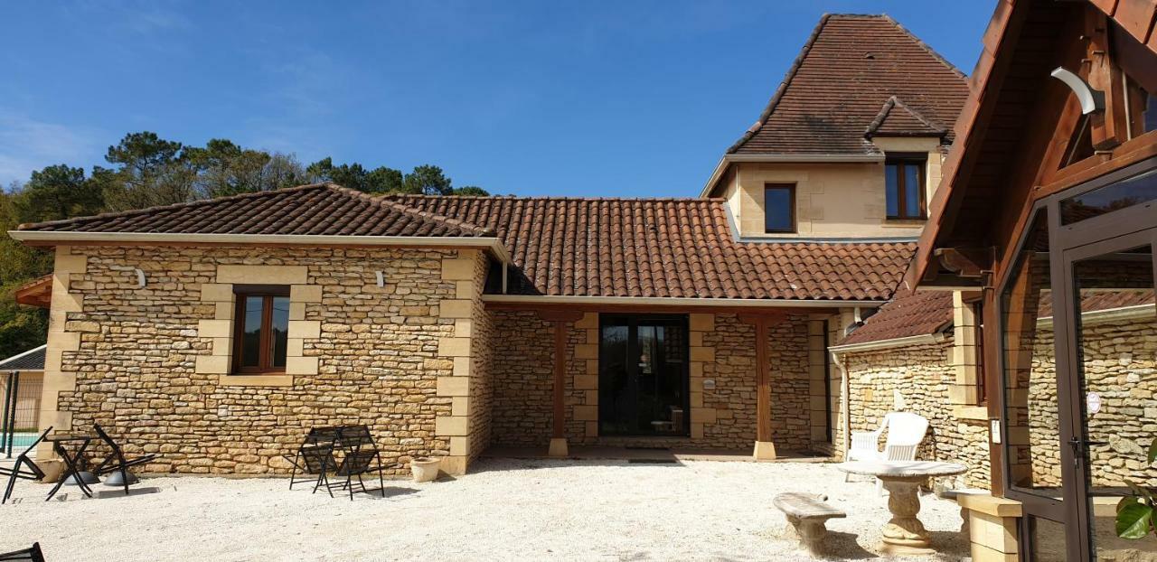 Hôtel La Table Du Chaffour à Saint-Geniès-Bellevue Extérieur photo